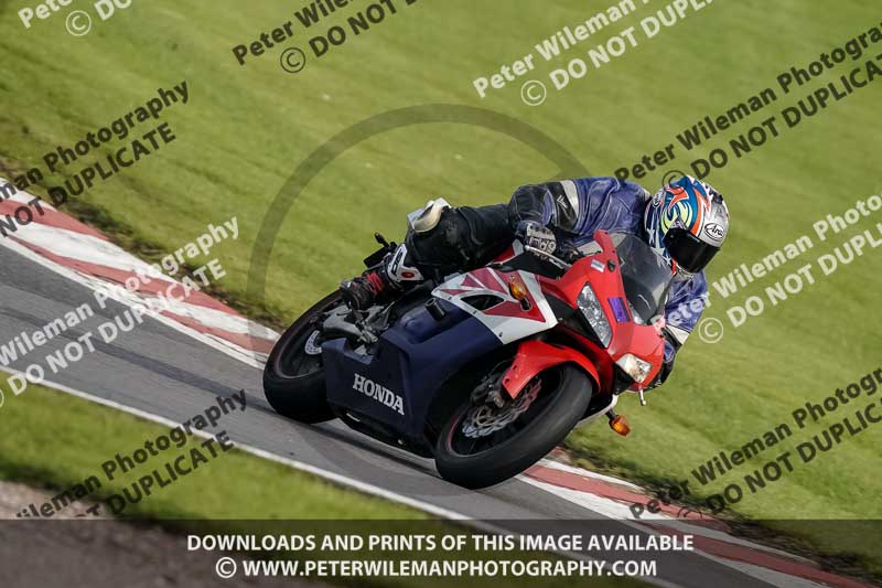 anglesey;brands hatch;cadwell park;croft;donington park;enduro digital images;event digital images;eventdigitalimages;mallory;no limits;oulton park;peter wileman photography;racing digital images;silverstone;snetterton;trackday digital images;trackday photos;vmcc banbury run;welsh 2 day enduro